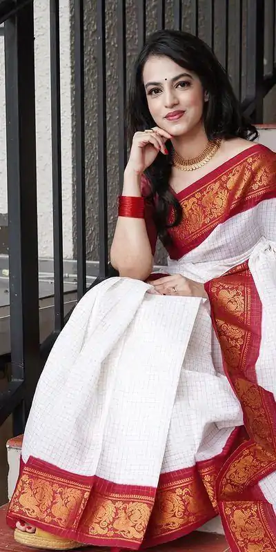 KP 3025 Red Soft Lichi Silk Saree Perfect for Wedding, Party, Baby Shower, Onam, Durga Puja . Available at ₹1449 only. Delivery 4-6 Working Days. | Designer Sarees, Embroidered Sarees, Sarees, Bollywood Sarees, Creative Sarees, Ethnic Saree, Modern Digital sarees, Party Wear Sarees