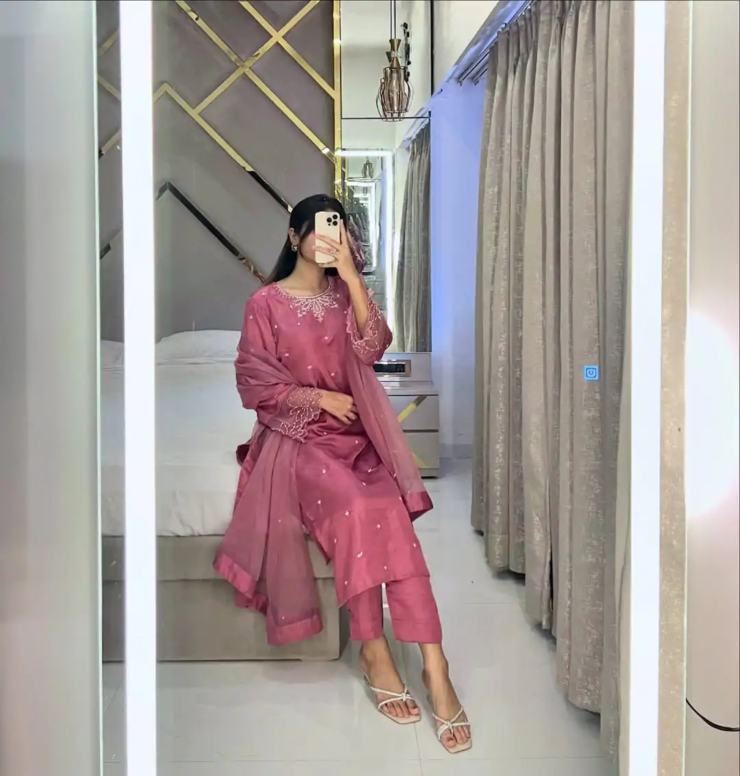 Pink Moss Satin Embroidery Bead Work Salwar Suit - Image 2