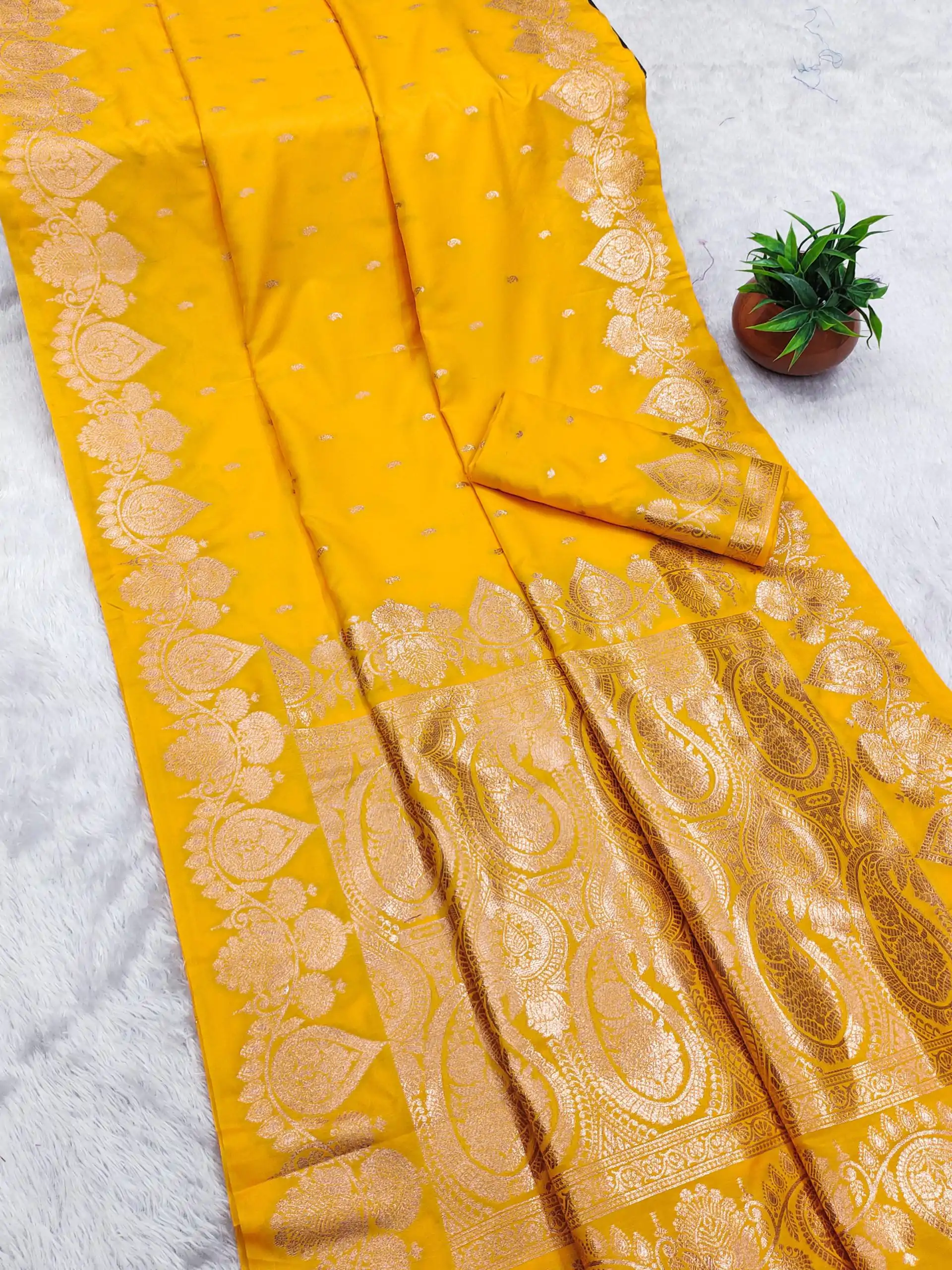 Yellow Banarasi Silk Zari Work Saree