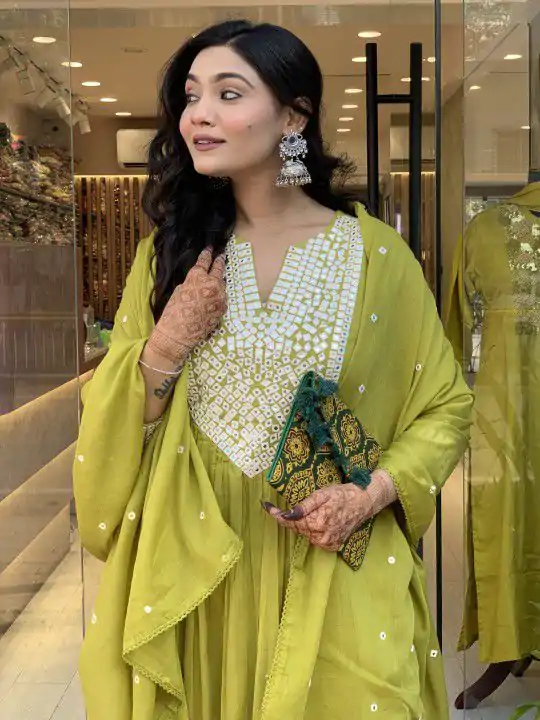 Yellow Cotton Silk Mirror Work Salwar Suit - Image 3