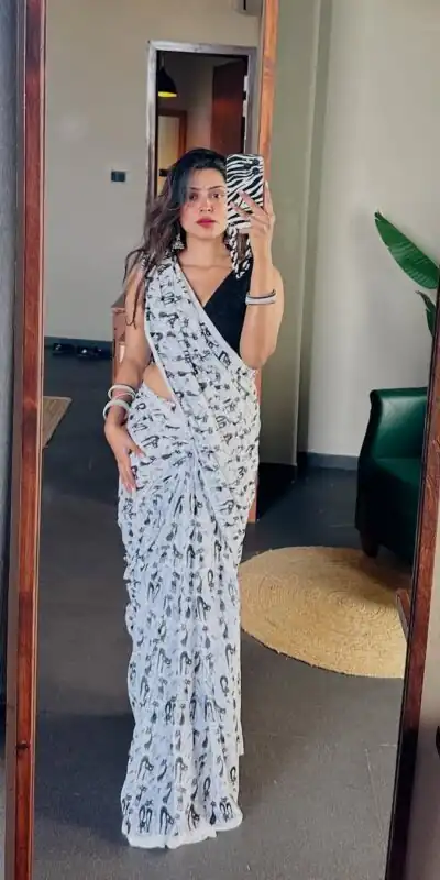 White Soft Linen Cotton Digital Print Lace Work Saree