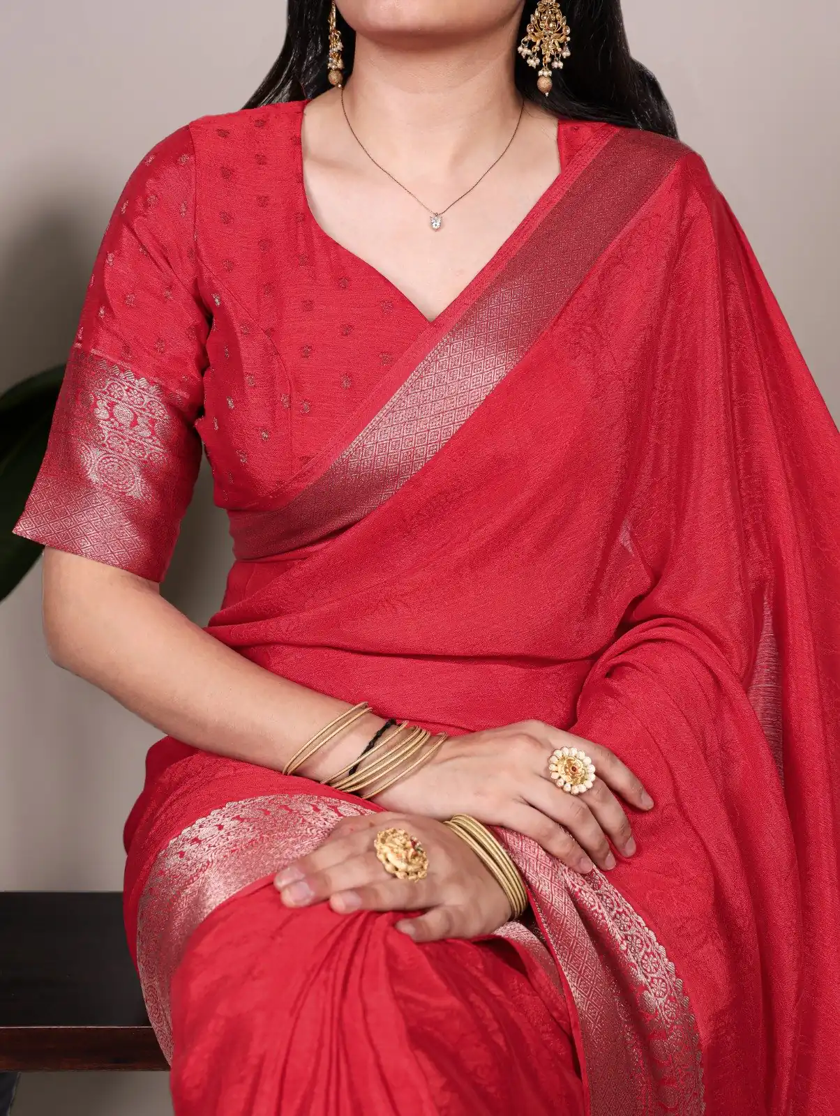 Red Chinon Zari Weaving Work Saree - Image 2