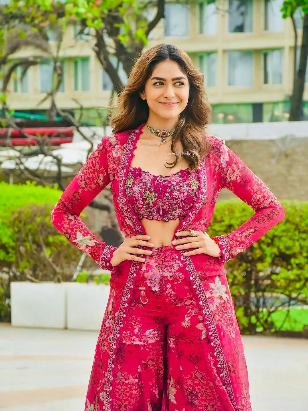 Pink Tubby Silk Digital Print Embroidery Salwar Suit - Image 2