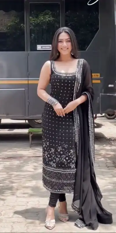 Black Foux Gorgette Mirror Work Salwar Suit