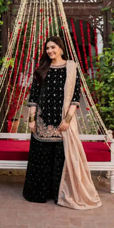 Black Viscose Velvet Thread Sequence Work Salwar Suit