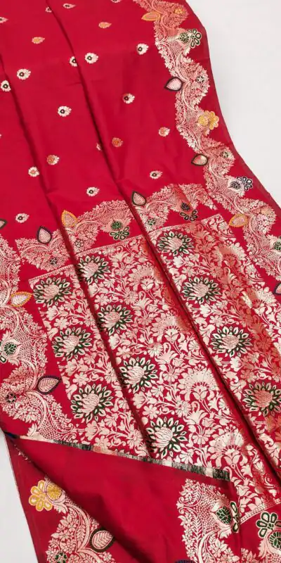 MB 3319 Red Color Banarasi Lace Work Gold Zari Border Saree . Available at ₹1849 only. Delivery 4-6 Working Days. Shop now. | Designer Sarees, Sarees, Bollywood Sarees, Creative Sarees, Embroidered Sarees, Ethnic Saree, Modern Digital sarees, Party Wear Sarees