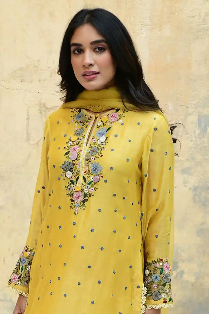 Yellow Faux Georgette Embroidery Lace Work Salwar Suit - Image 4